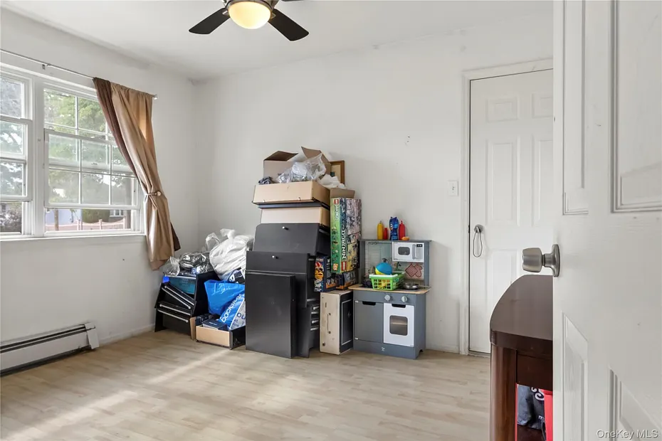 1056 Arthur Street Photo 35