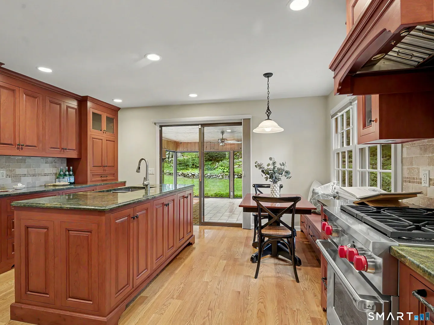 48 Chestnut Hill Lane Photo 8