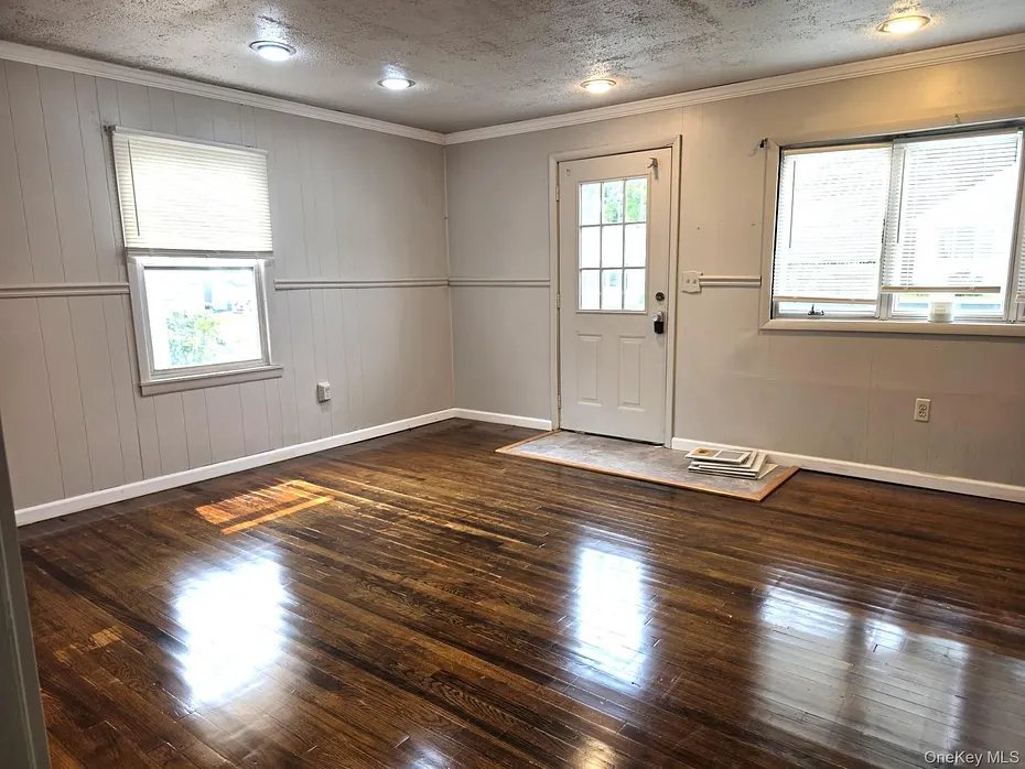 195 Commonwealth Avenue Photo 4