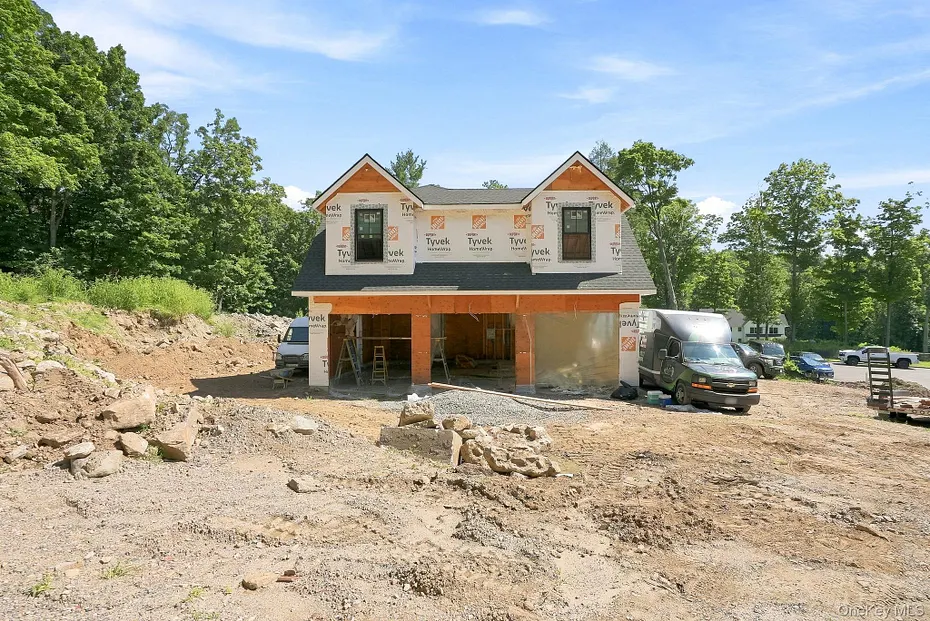 5 Boulder Pond Drive Photo 6
