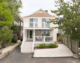 989 Fairfield Beach Road