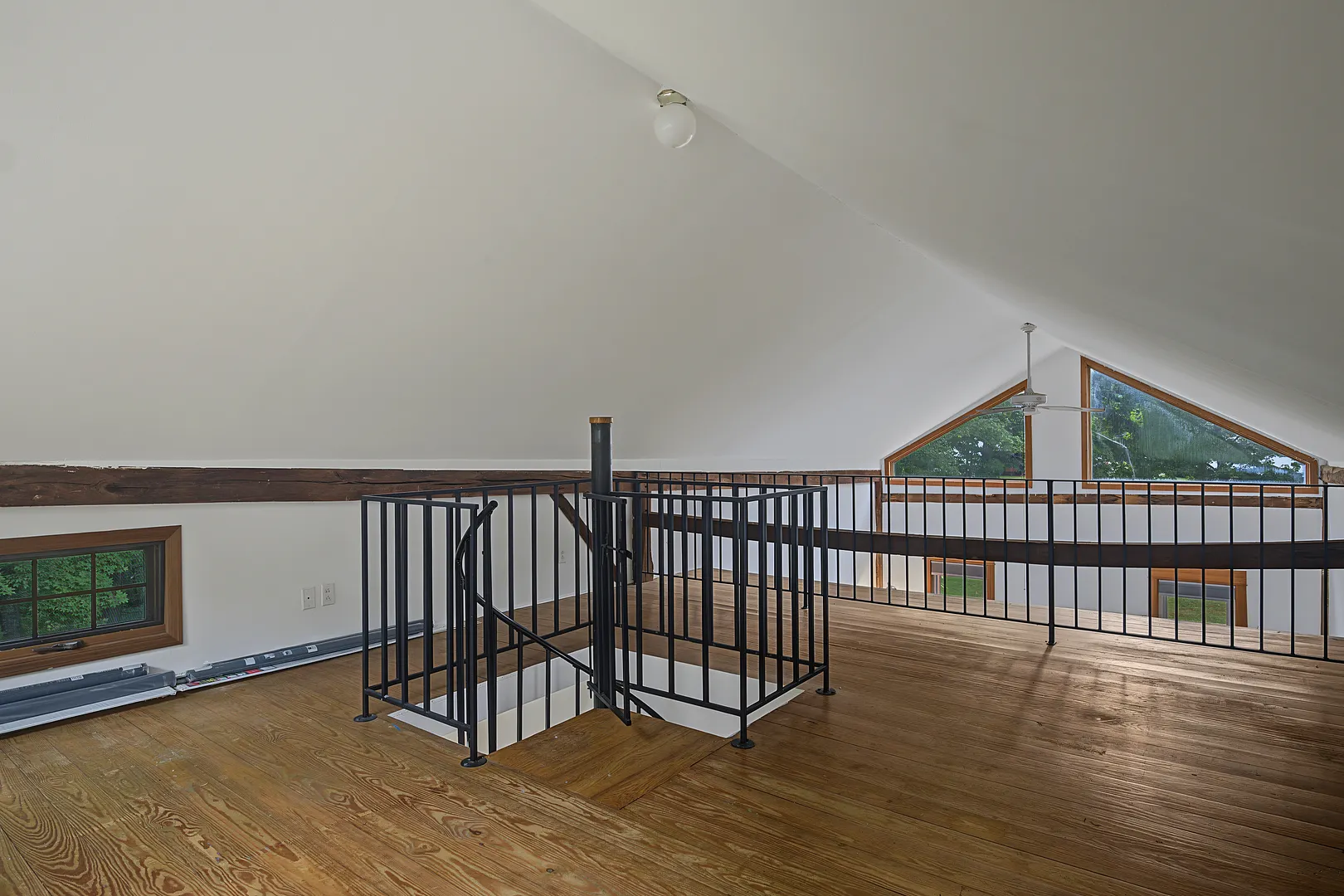 150 Race Hill Road Photo 32
