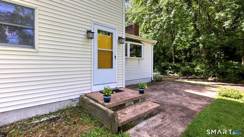 22 Central Avenue Photo 5