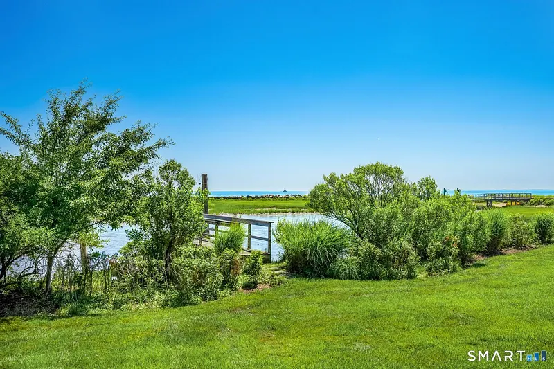 155 Long Neck Point Road Photo 33