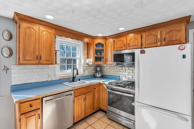 45 Kent Dr Photo 7