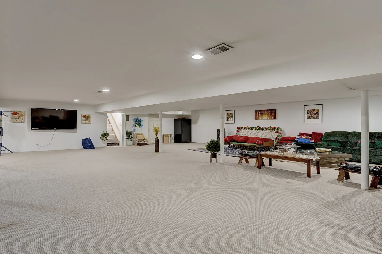 300 Hilltop Road Photo 34