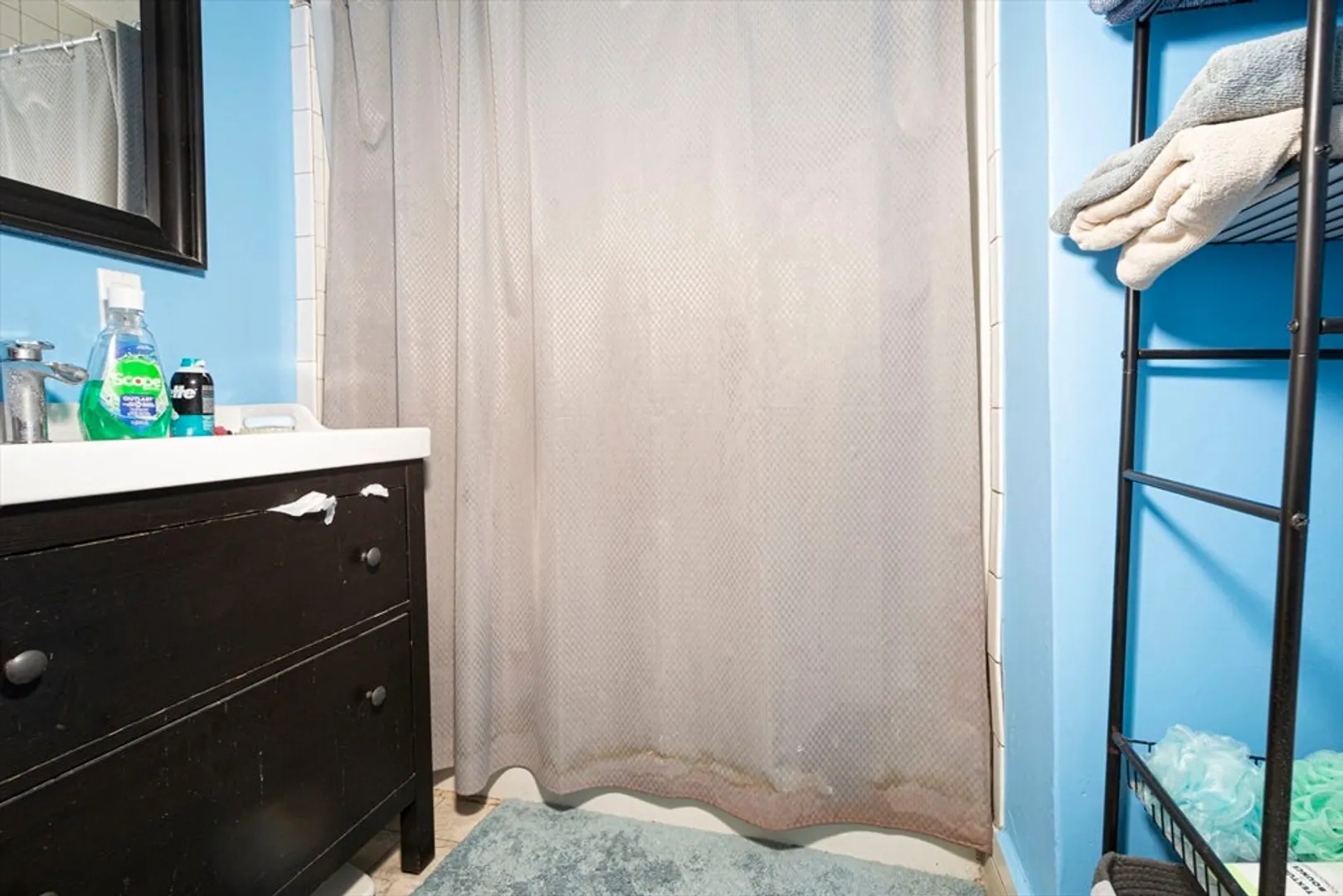 31 Neil  St. Photo 9