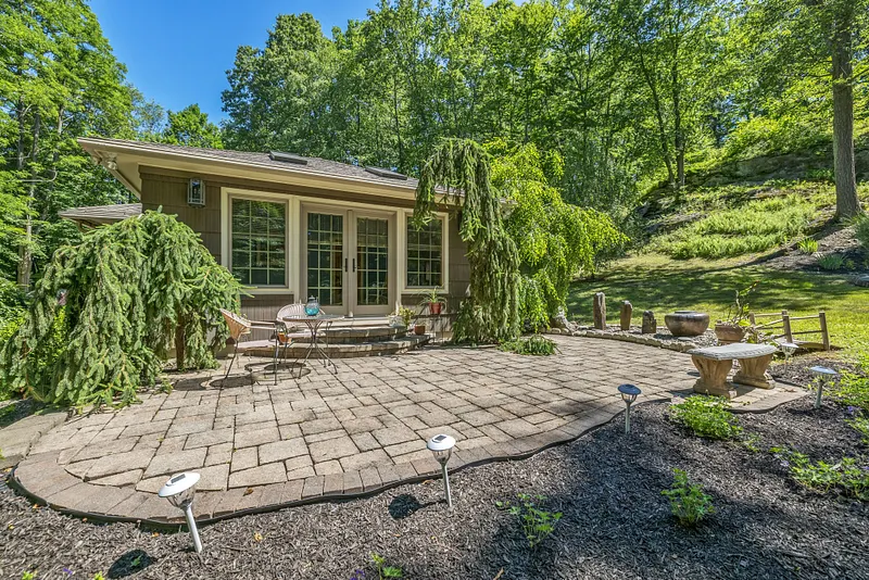 3 Alfredson Lane Photo 1