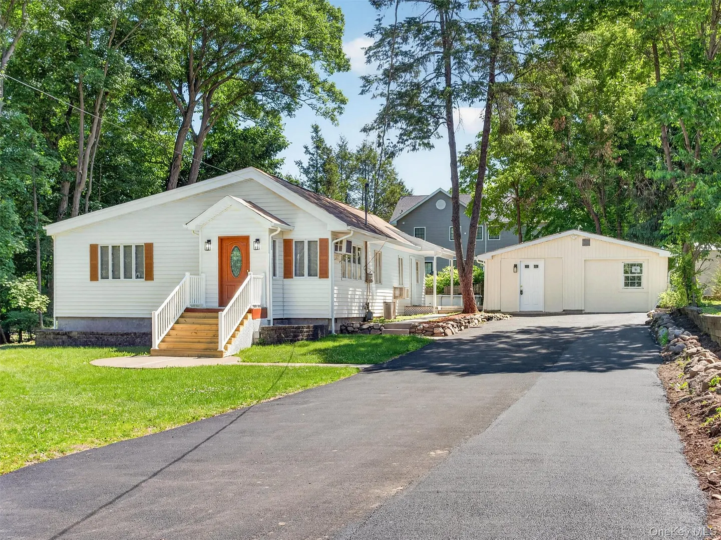 14 Forest Glen Road Photo 1