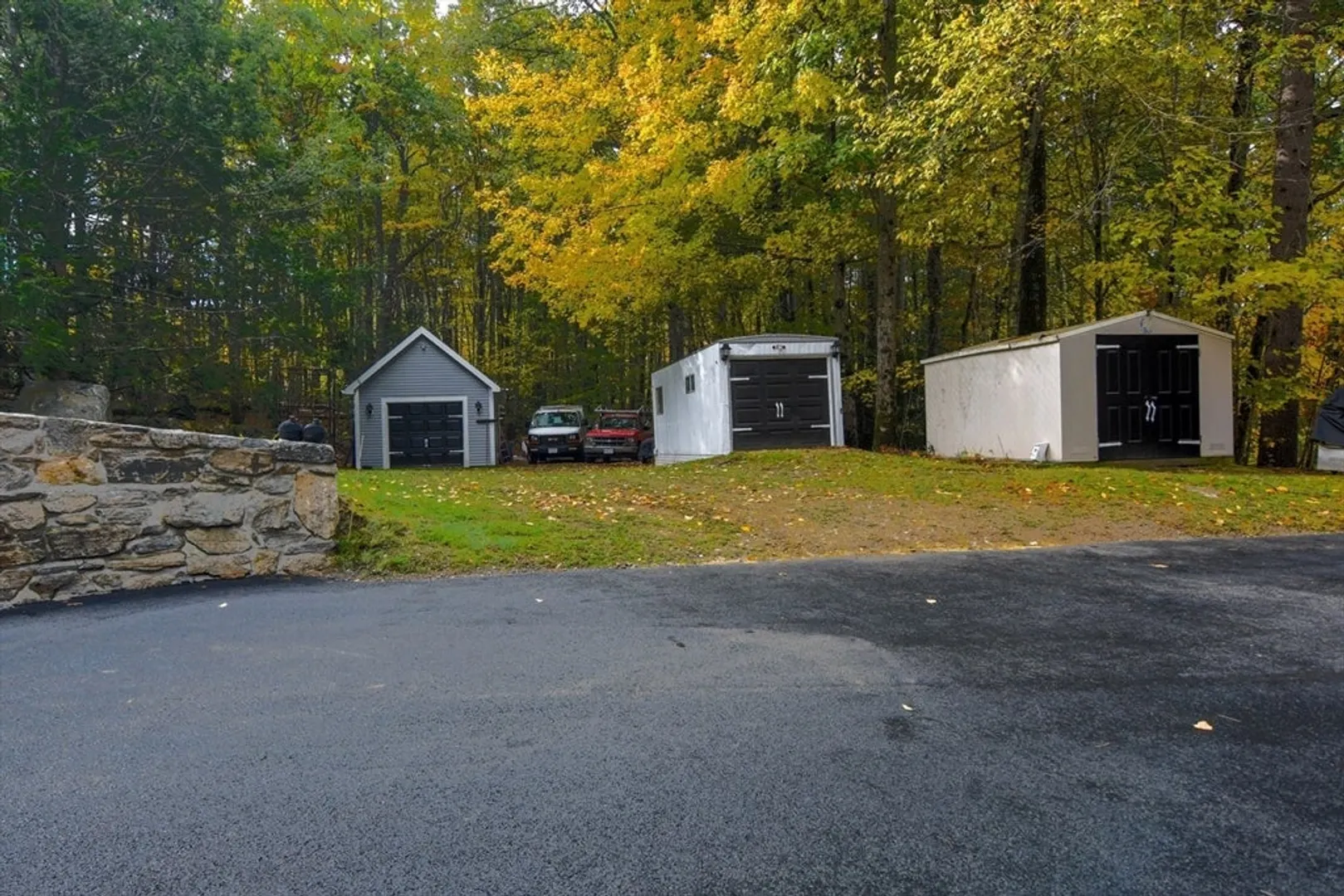 85 Paddock Rd Photo 5