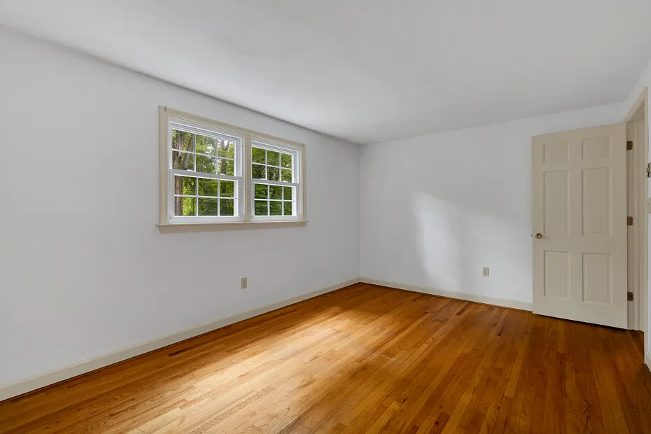 12 Wychwood Road Photo 20