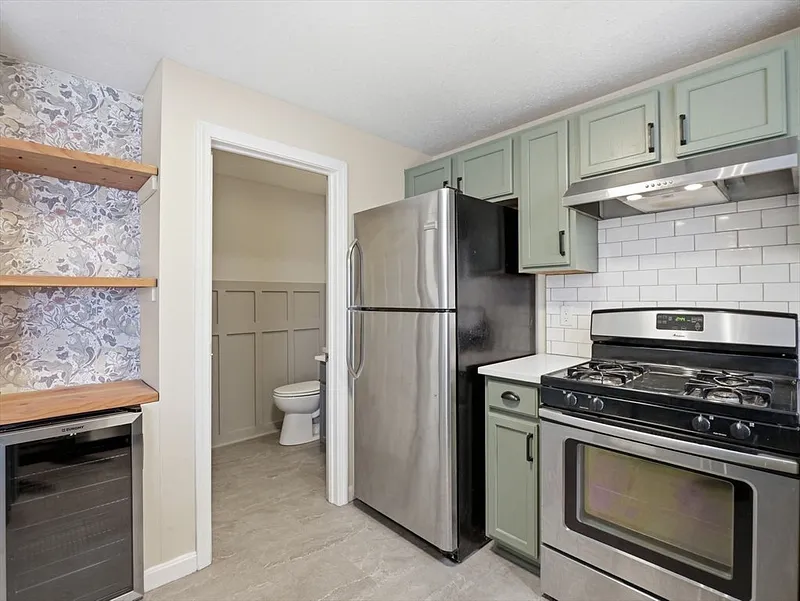 57 Wannalancit St  #11 Photo 12