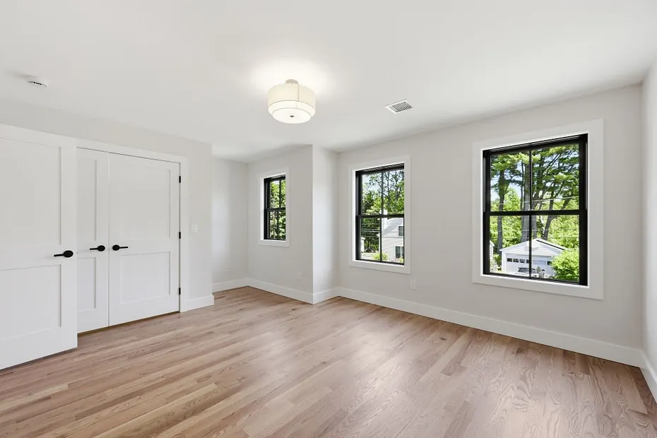 33 Landy Ave Photo 35