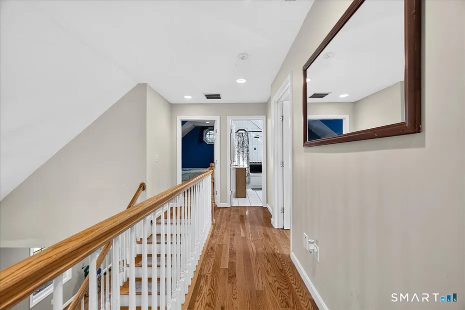 21 Thompson Road Photo 20