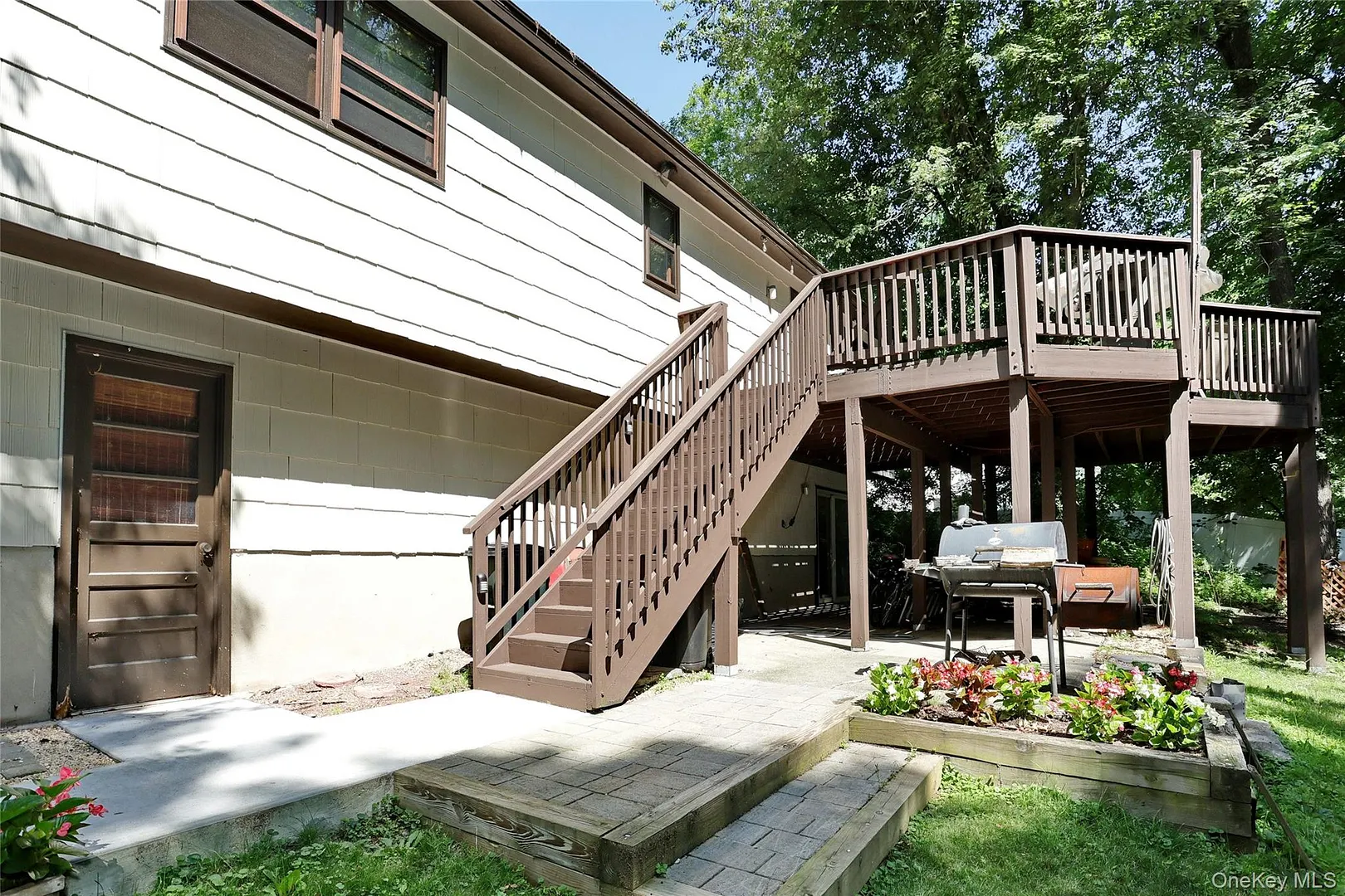 150 Schweizer Lane Photo 36