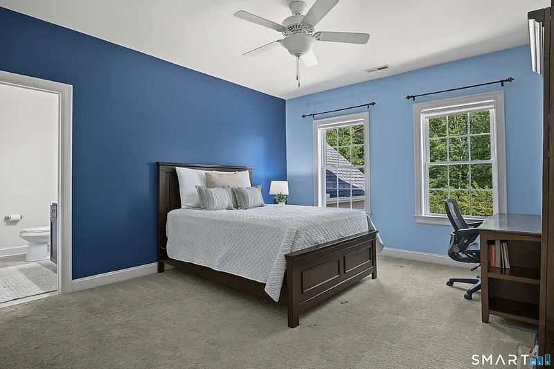 61 Lenox Road Photo 23