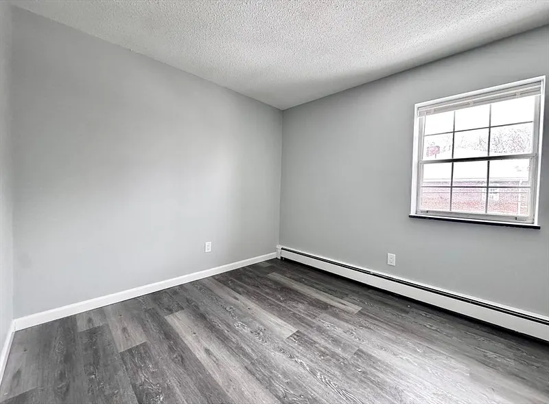 130 North St #9 Photo 9