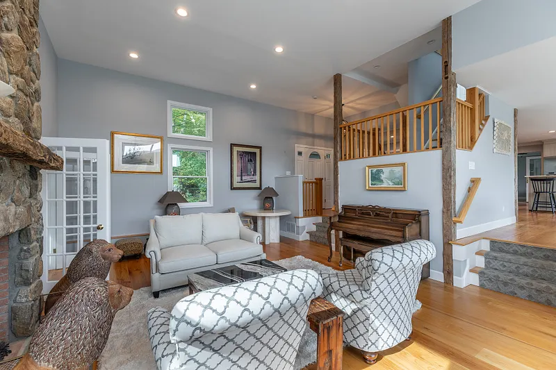 168 Cobble Road Photo 23