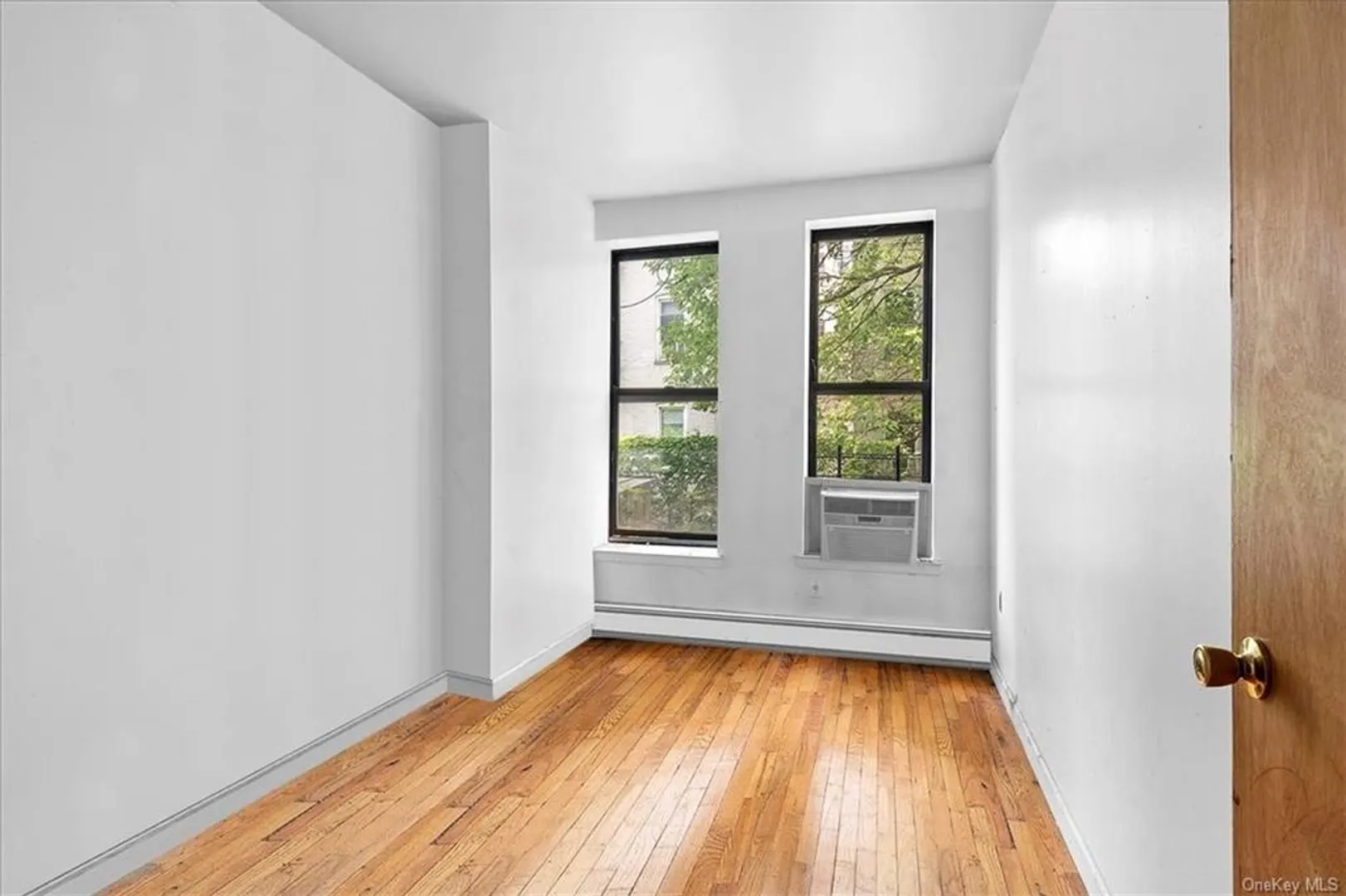 1012 Faile Street  #1012A Photo 16