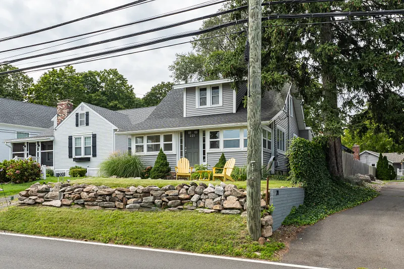 221 Water Street Photo 33