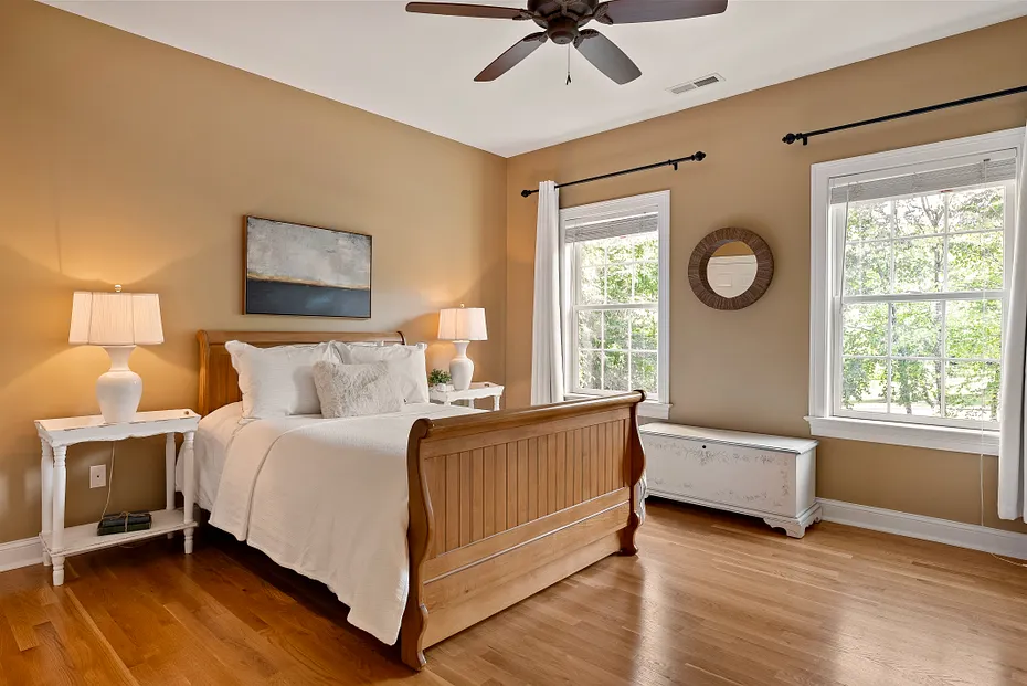 14 Highwood Crossing Photo 28