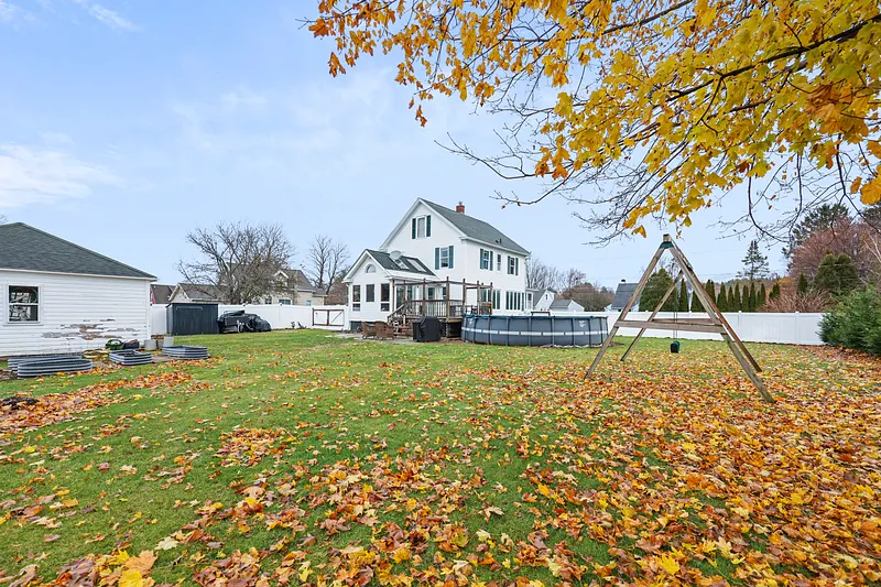 25 Calumet St Photo 47