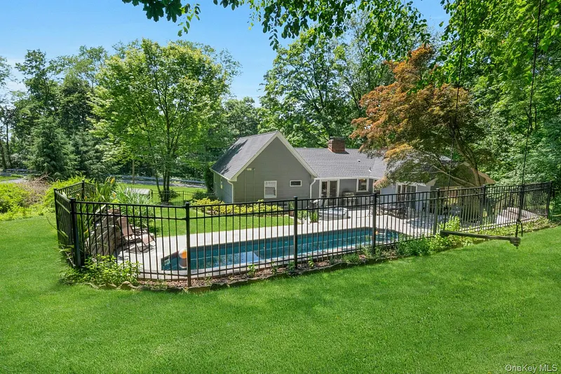 15 Deerfield Lane S Photo 40