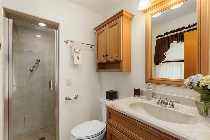 68 Birchwood Drive Photo 34