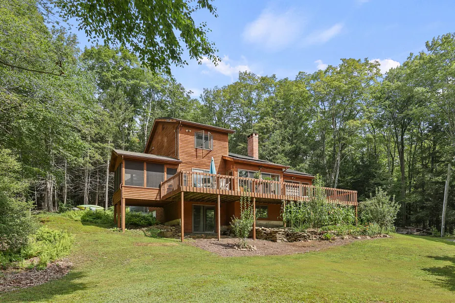 91 William Holmes Rd Photo 2