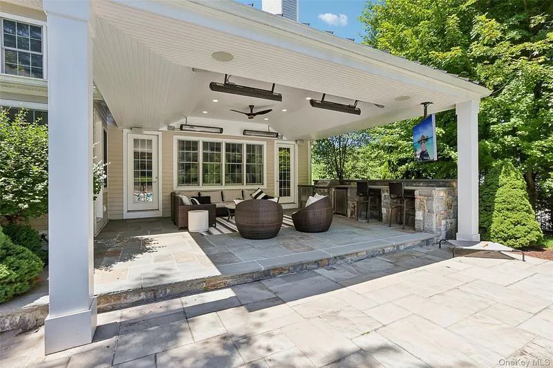 15 Heritage Drive Photo 36