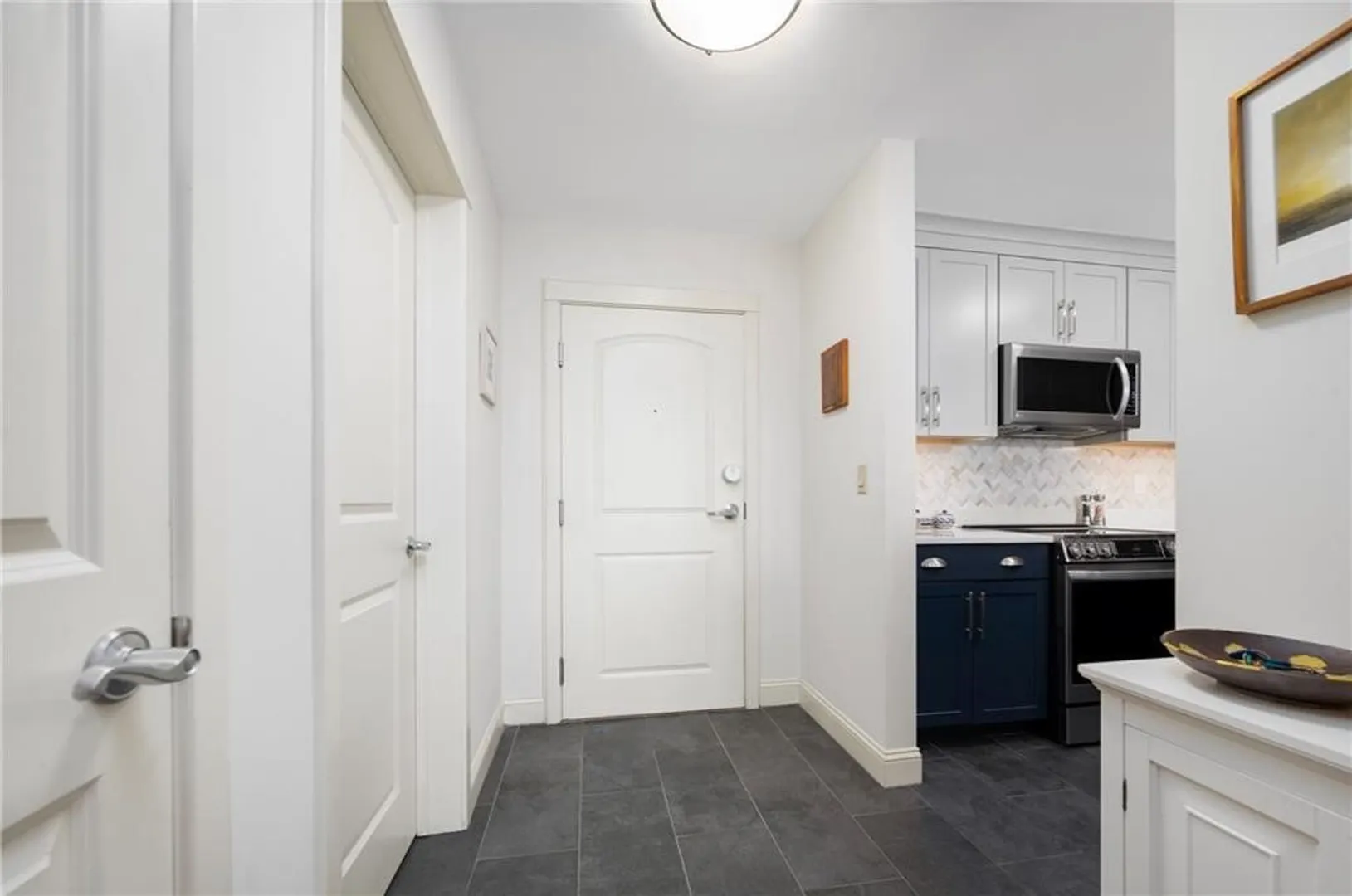 333 Atwells Avenue  #206 Photo 4