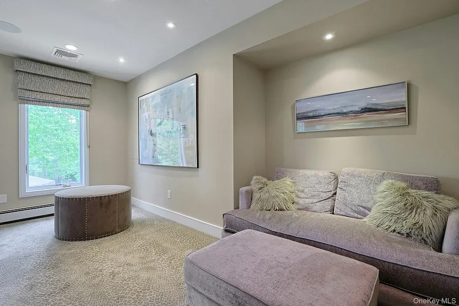 45 Jackson Road Photo 21