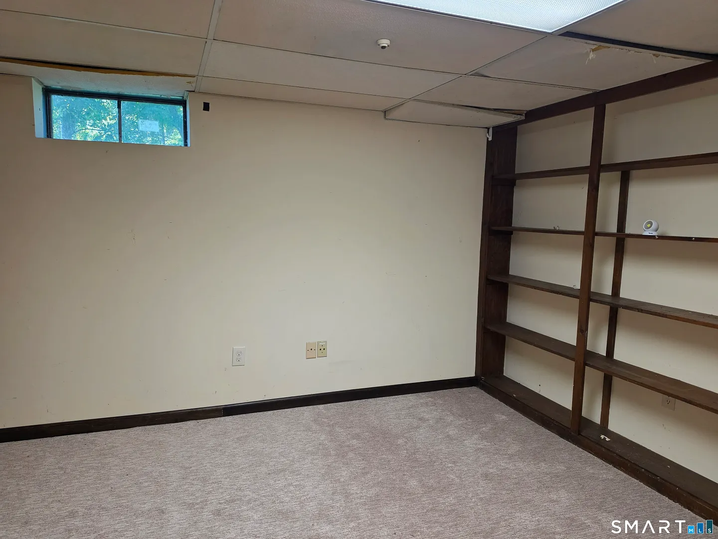 8 Squire Lane Photo 26