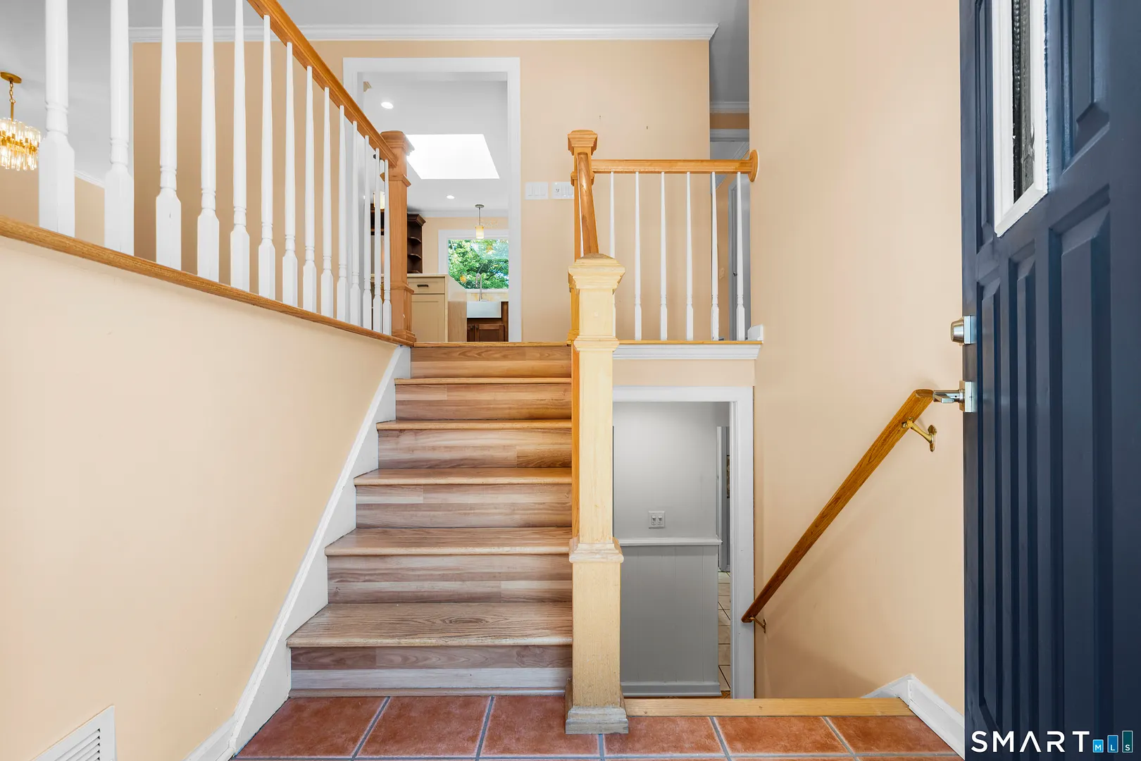 27 Amherst Place Photo 2