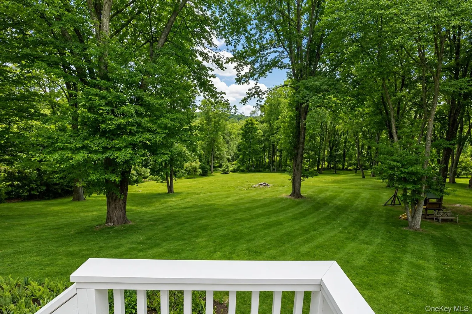 12 Hilltop Road Photo 2