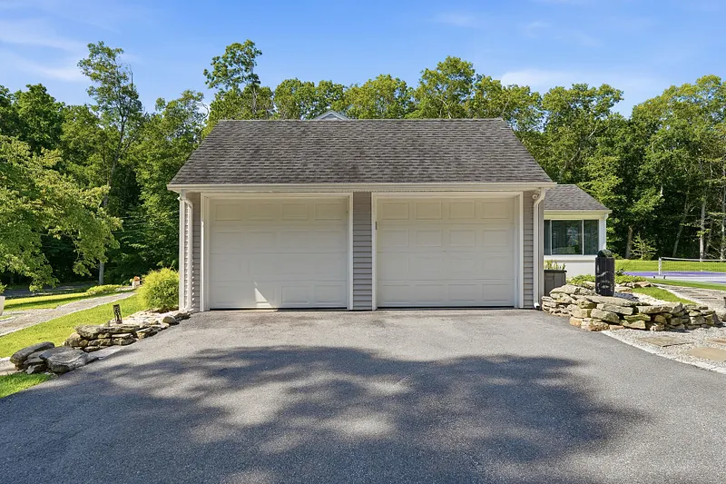 6 Jericho Drive Photo 32