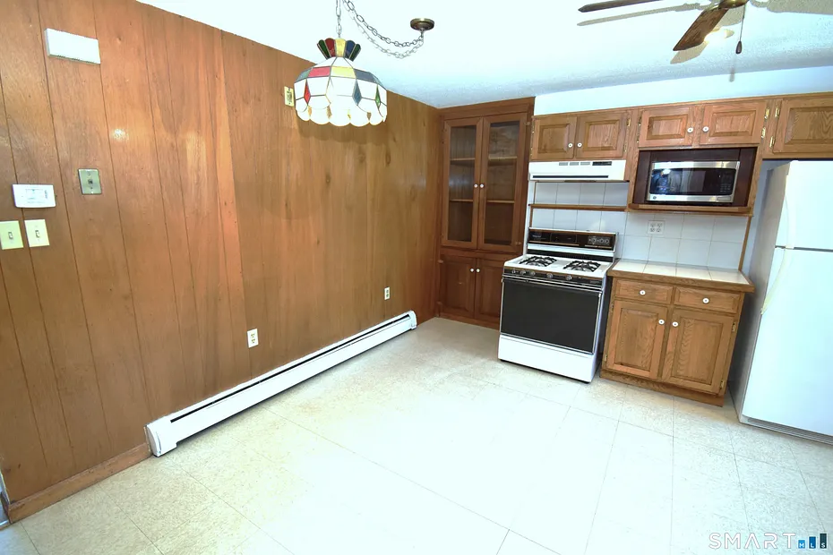 273 Horse Pond Road Photo 10