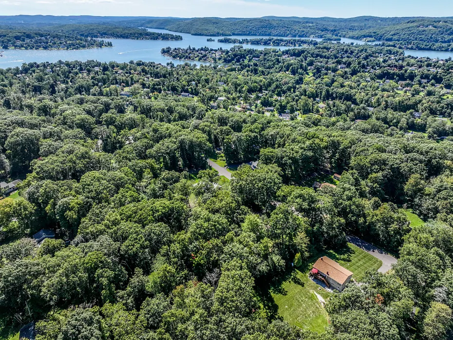 31 Deer Run Road Photo 36
