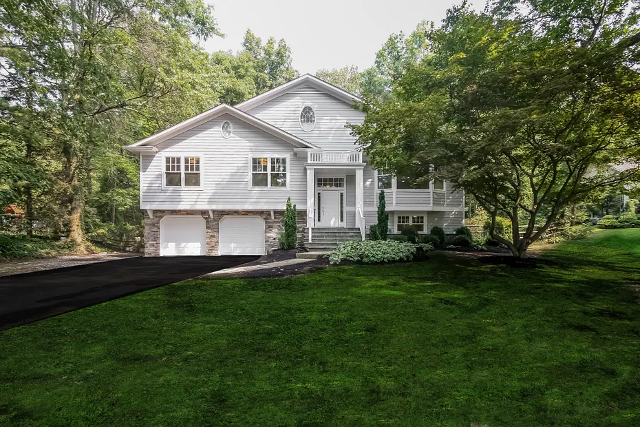 9 Oriole Place Photo 1