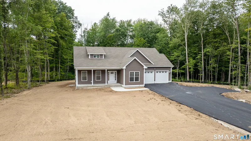 18 Spring Hill Lane Photo 29