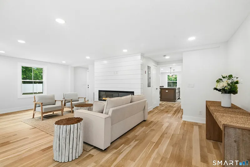 110 Cross Highway Photo 9