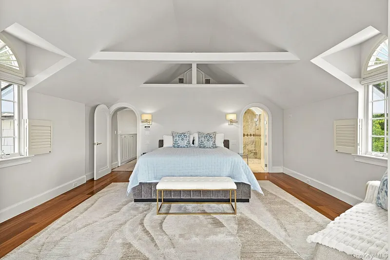 522 The Parkway Photo 20