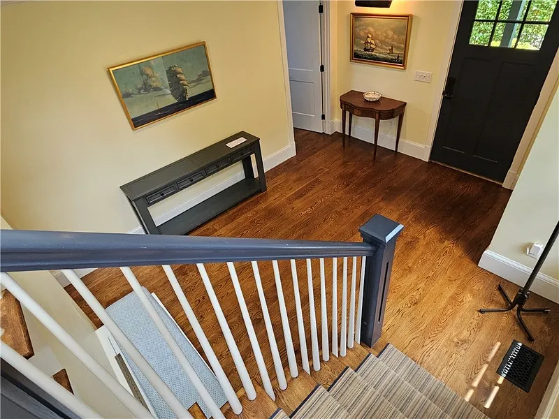 209 Coggeshall Avenue Photo 28