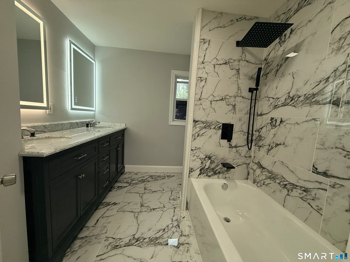62 Mowry Avenue Photo 19