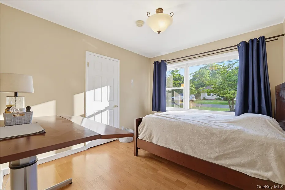 24 Lafayette Road Photo 14