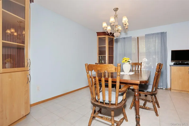 150 Schweizer Lane Photo 8