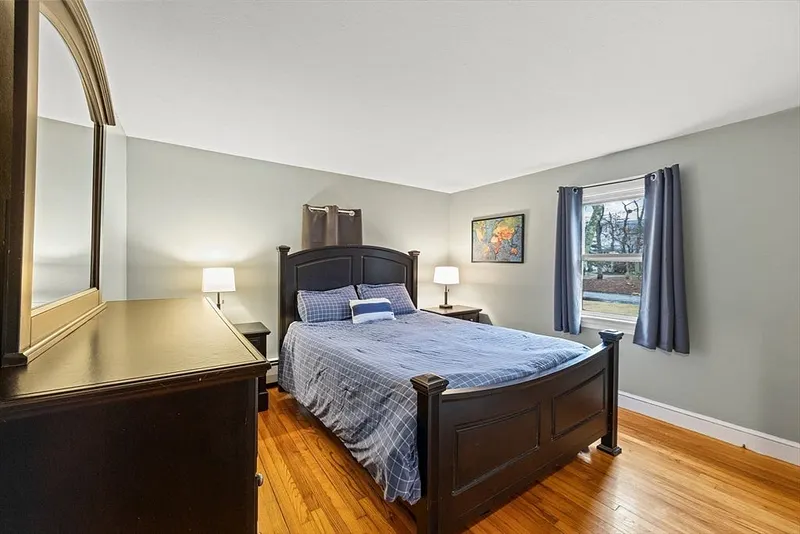 11 Clara St Photo 14