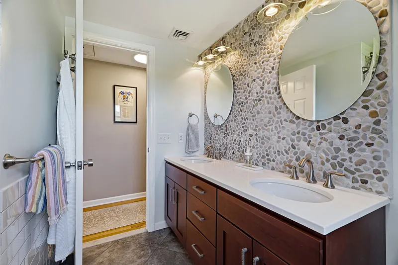 6 Jericho Drive Photo 25