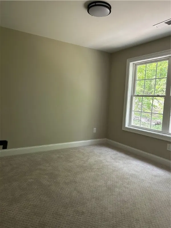 25 Kensington Way #25 Photo 9