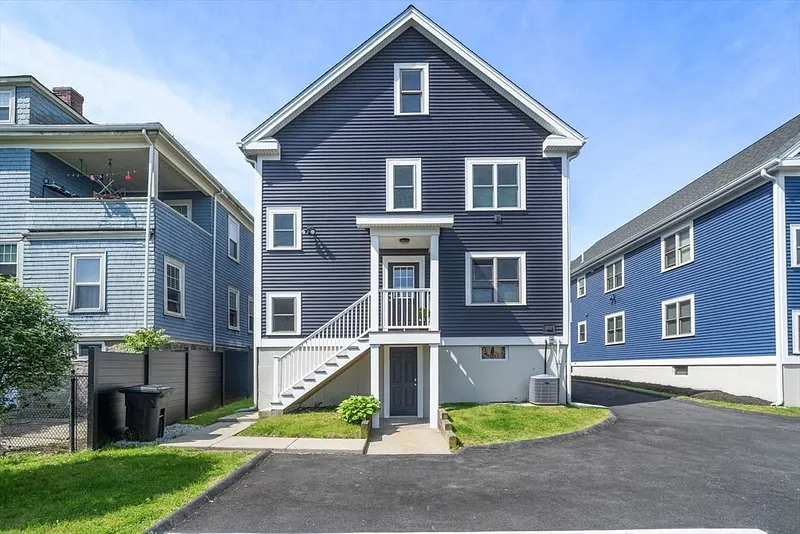 8 Brinton St #2 Photo 1